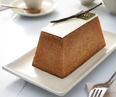 Deluxe Pudding Cake