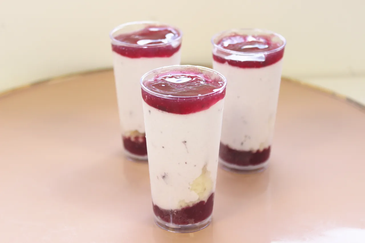 Mixed Berry Mousse - Puratos